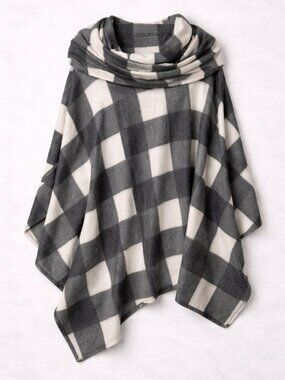 NWT Women's Buffalo Check Poncho Wrap Shawl Black/White Plaid Cozy Blanket Cape